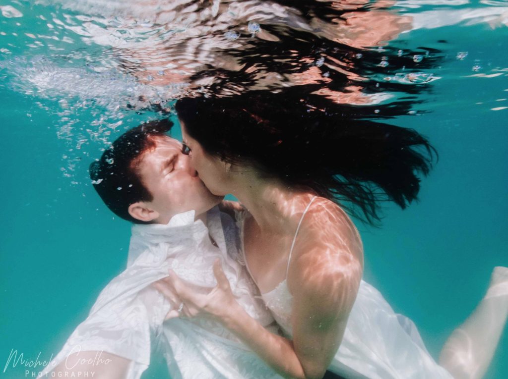 underwater couple photography